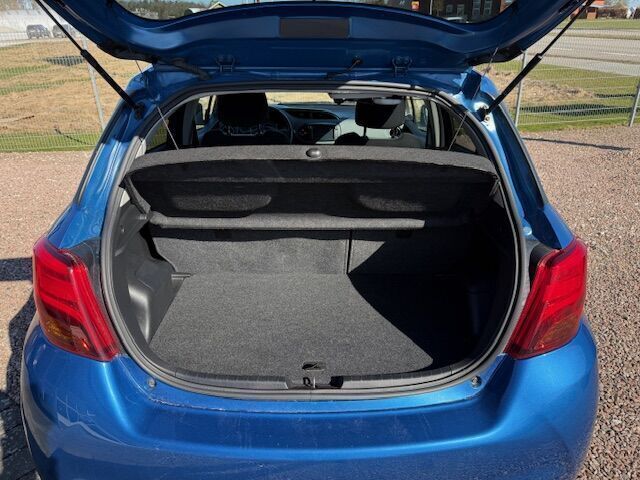 Toyota Yaris 1,5 Hybrid H2 Limited E-CVT 100HK 5d Trinl. Gear