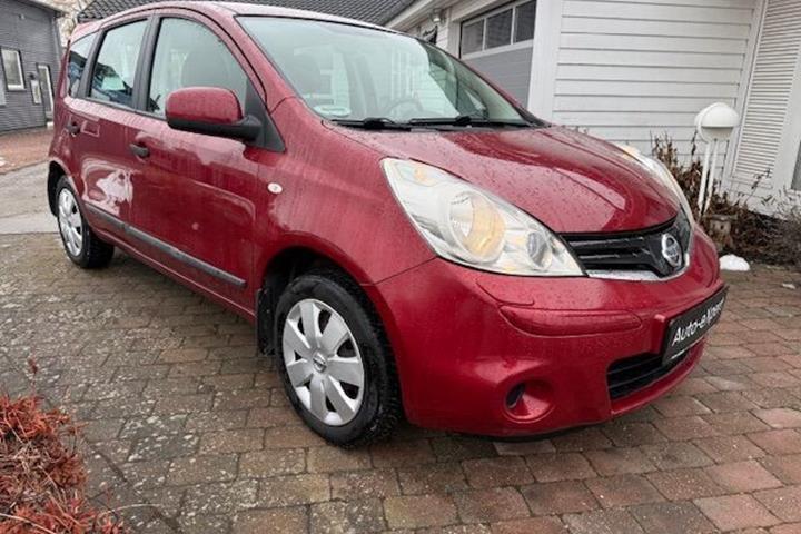 undefined Nissan Note fra 2012 set udefra
