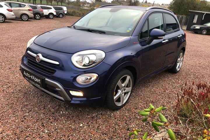 Blå Fiat 500X fra 2016