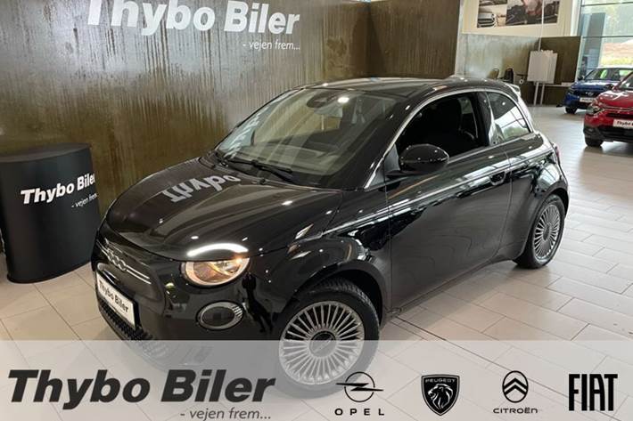 Sort Fiat 500e fra 2023 set udefra