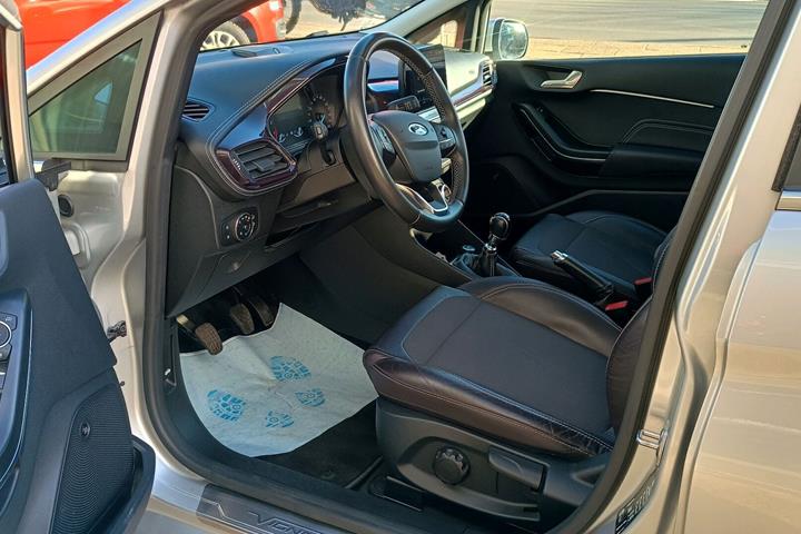 Sølv Ford Fiesta fra 2018