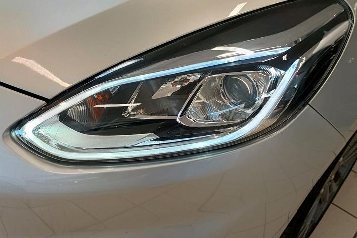 Sølv Ford Fiesta fra 2018