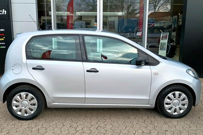 Grå Skoda Citigo fra 2013