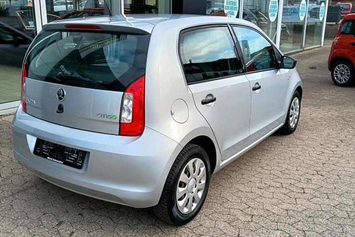 Grå Skoda Citigo fra 2013