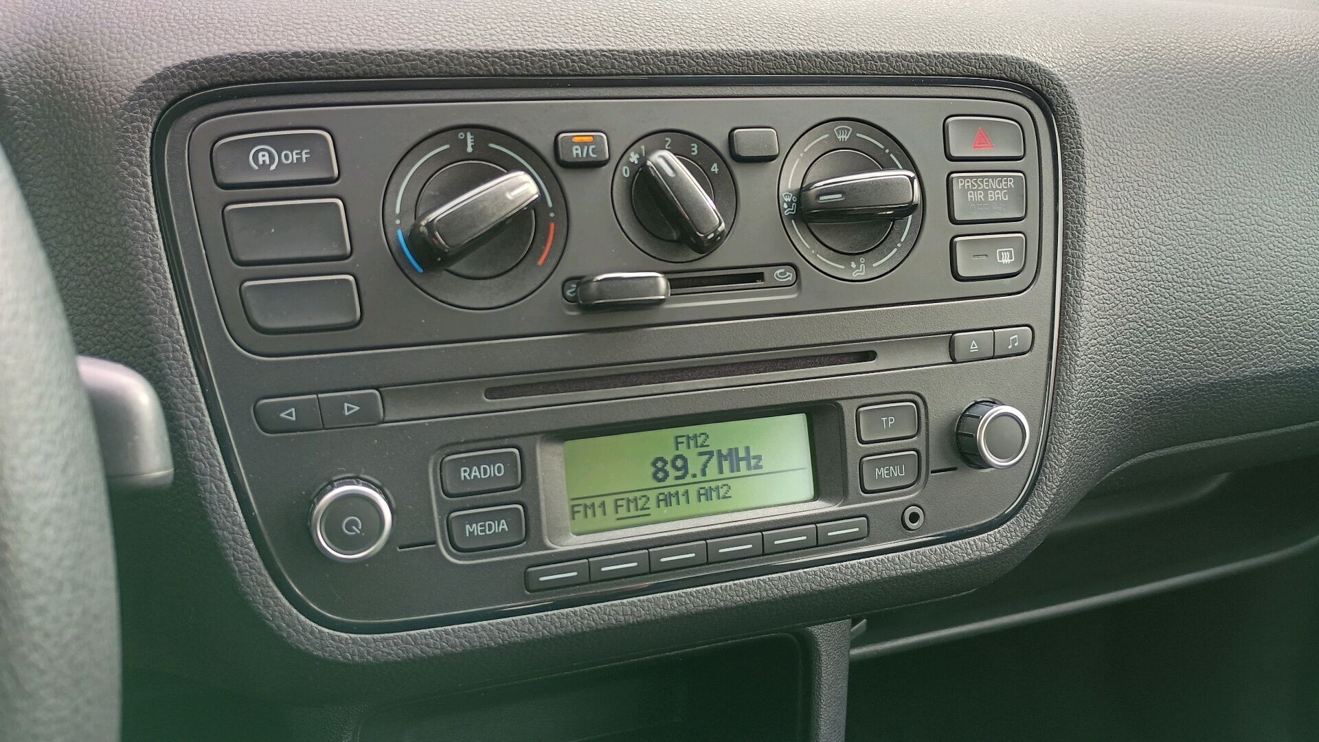 Grå Skoda Citigo fra 2013