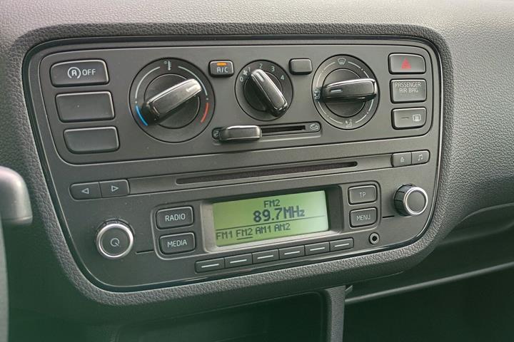 Grå Skoda Citigo fra 2013