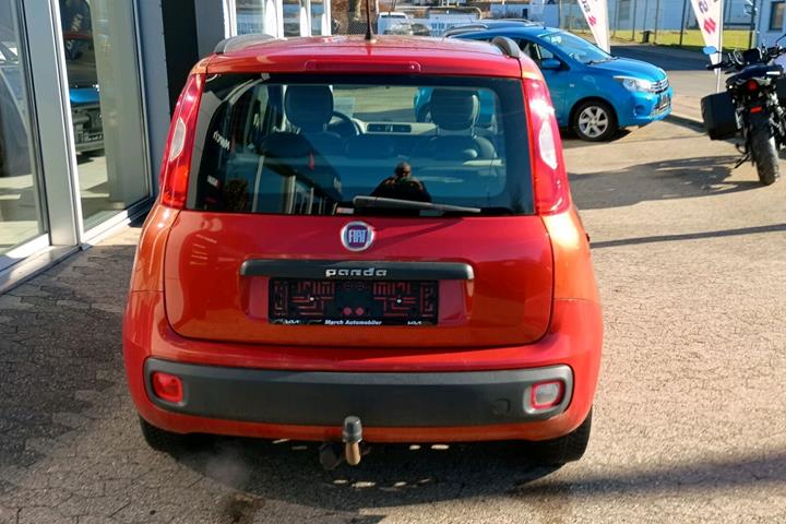 Orange Fiat Panda fra 2013