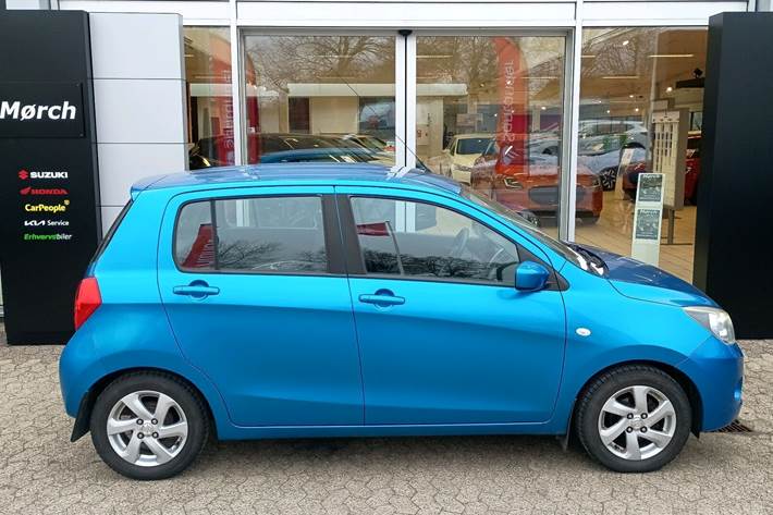 Blå Suzuki Celerio fra 2015