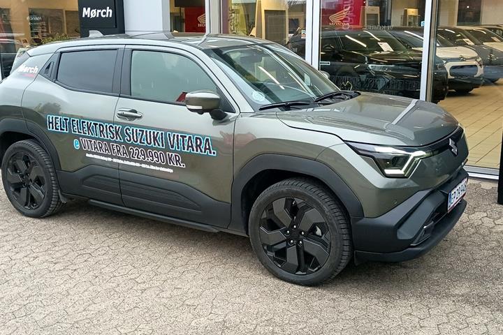 Grøn Suzuki eVitara fra 2025