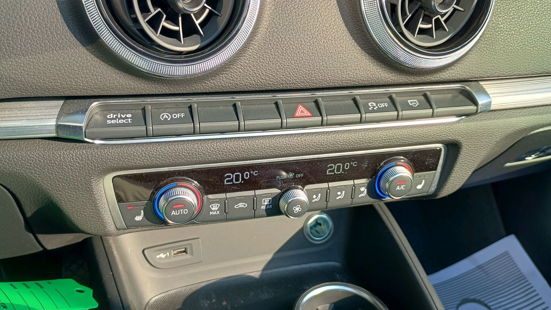 Sort Audi A3 fra 2017