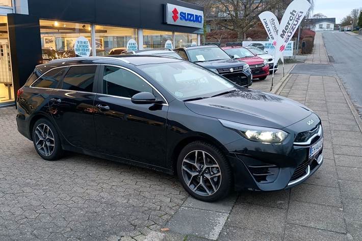 Sort Kia Ceed fra 2025