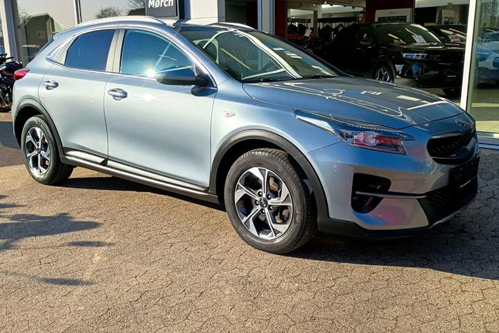 Sølv Kia XCeed fra 2021