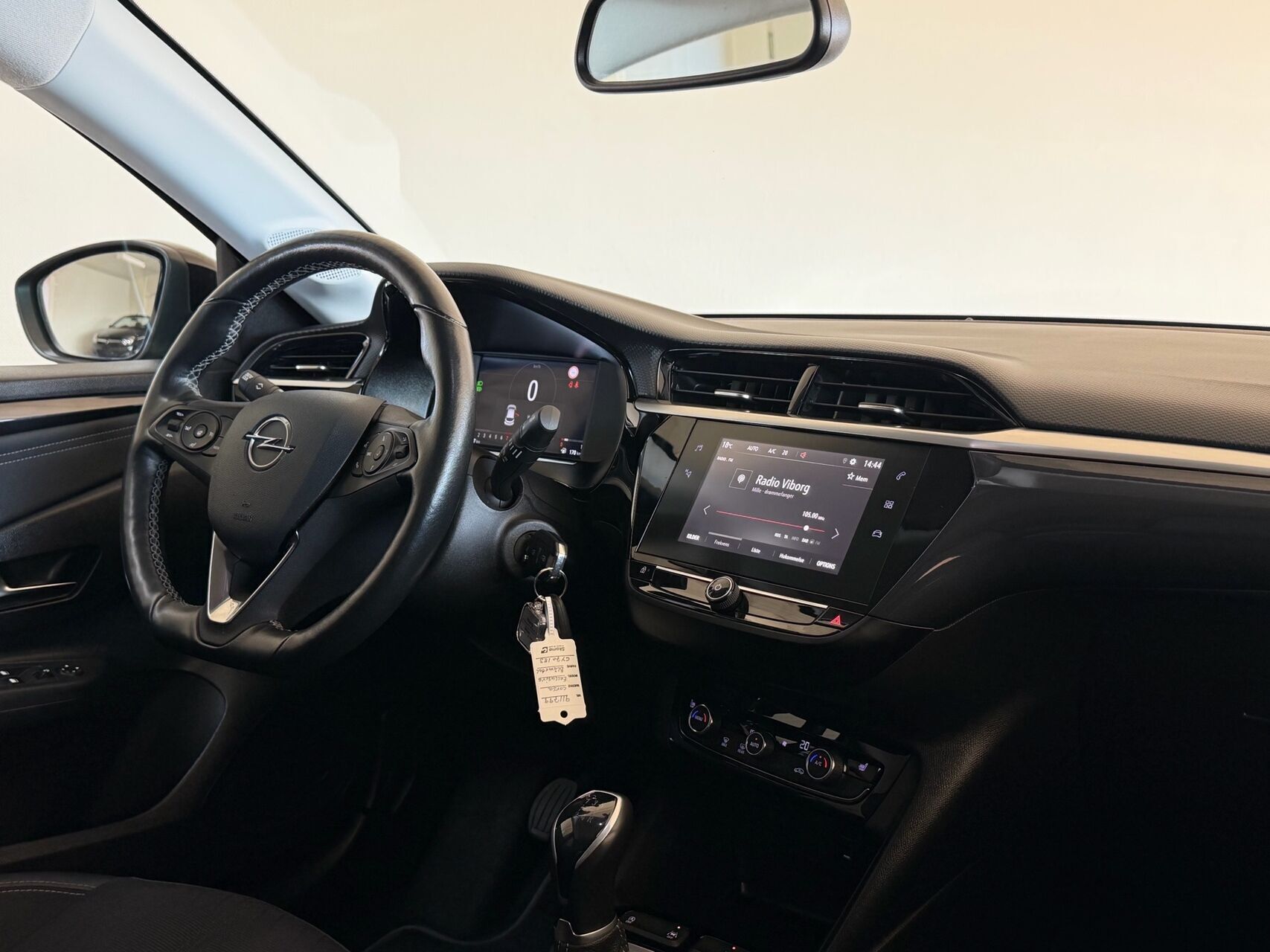 Opel Corsa 1,2 Exclusive 75HK 5d