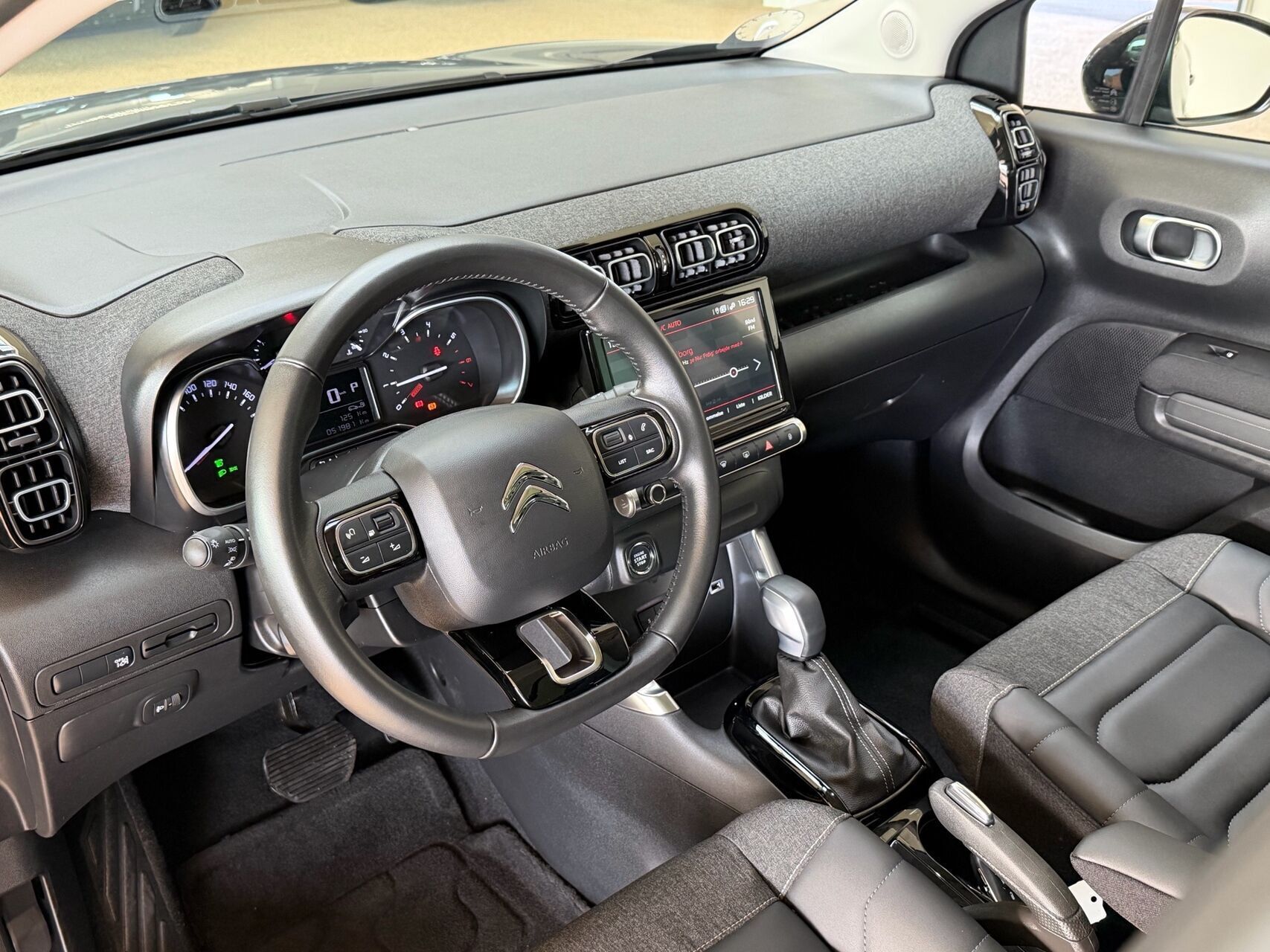 Citroën C3 Aircross 1,2 PureTech Shine Sport EAT6 130HK 5d 6g Aut.