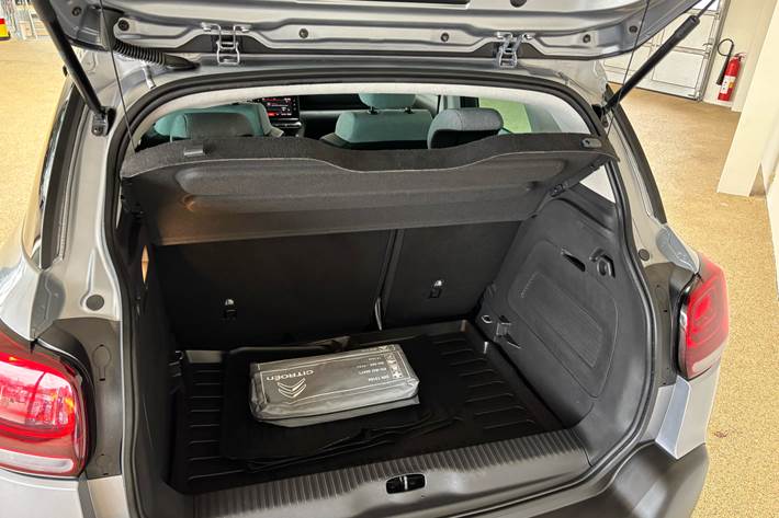 Grå Citroën C3 Aircross fra 2023