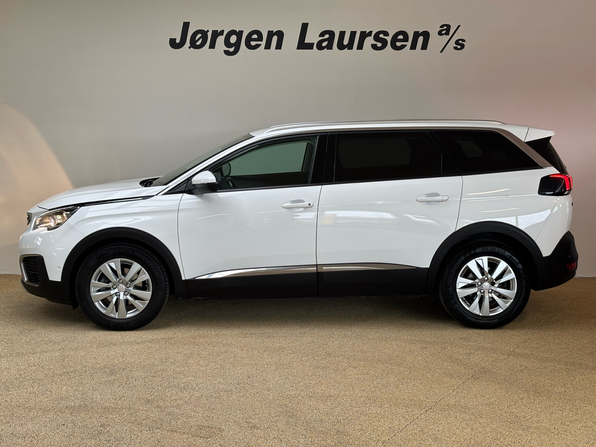 Peugeot 5008 1,5 BlueHDi Allure 130HK 5d 6g