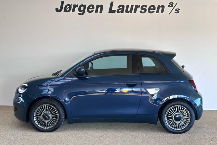 Grøn Fiat 500e fra 2024