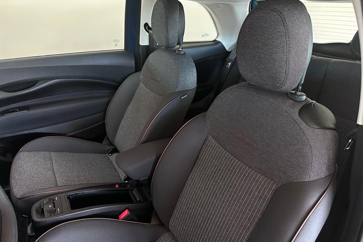 Grøn Fiat 500e fra 2024