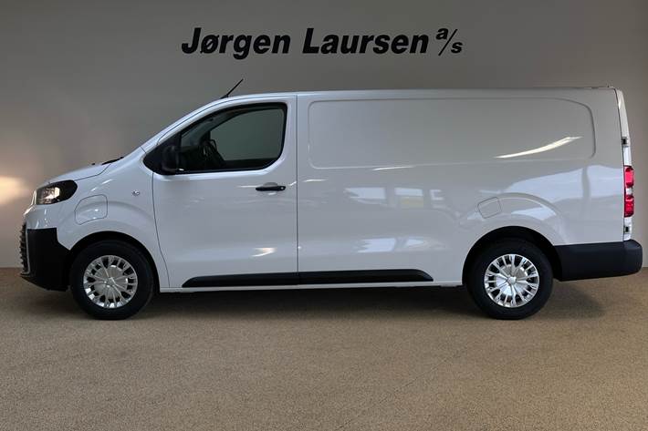 Hvid Toyota Proace Electric fra 2025
