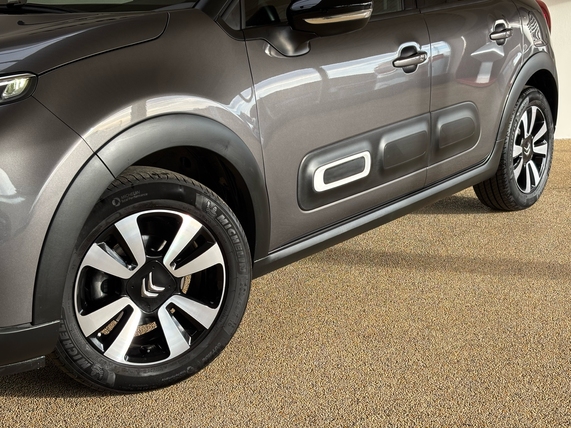 Sort Citroën C3 fra 2021