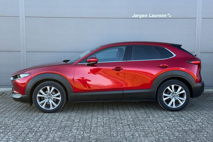 Rød Mazda CX-30 fra 2020