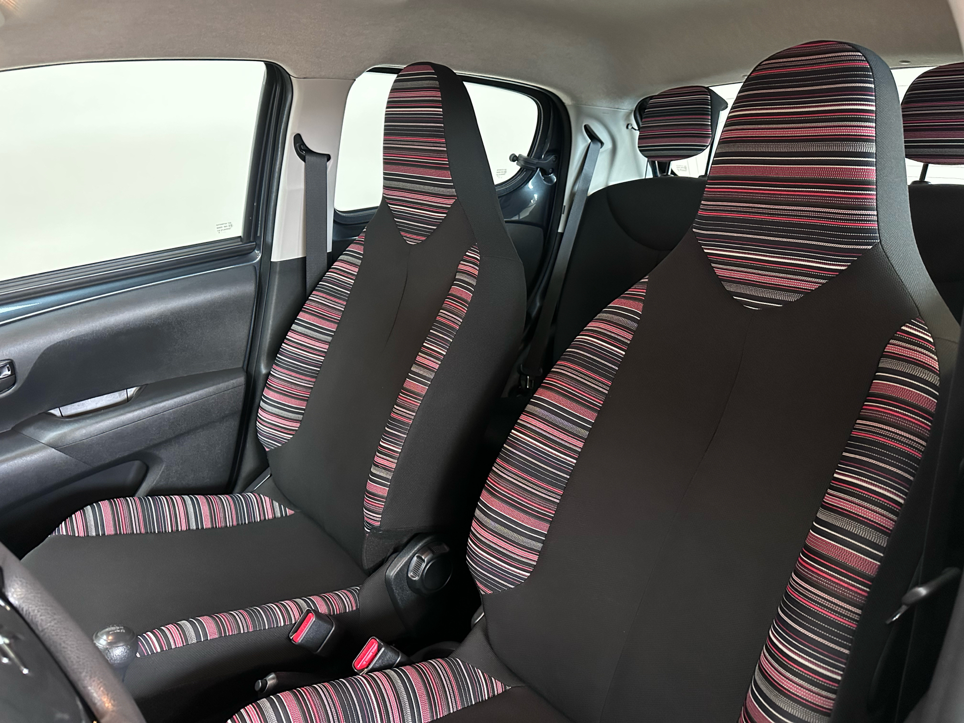 Grå Citroën C1 fra 2019