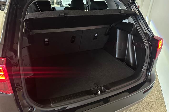 Sort Suzuki Vitara fra 2024