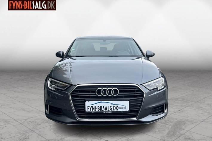Sort Audi A3 fra 2018
