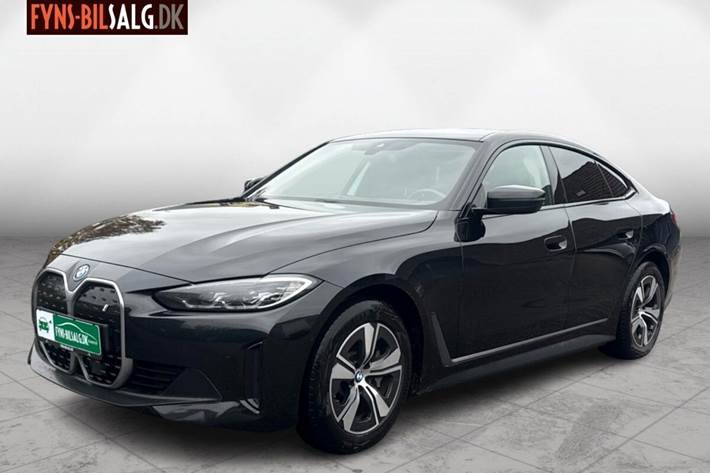 Sort BMW i4 fra 2024