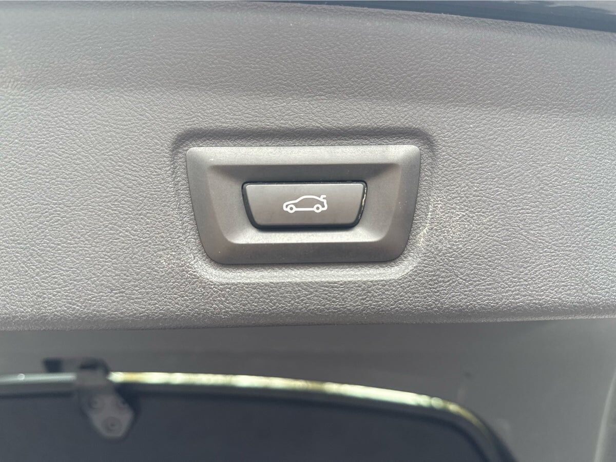 Sort BMW i4 fra 2024