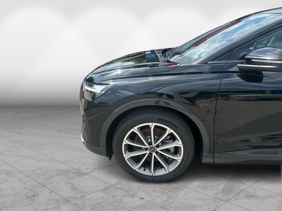 Sort Audi Q4 fra 2024