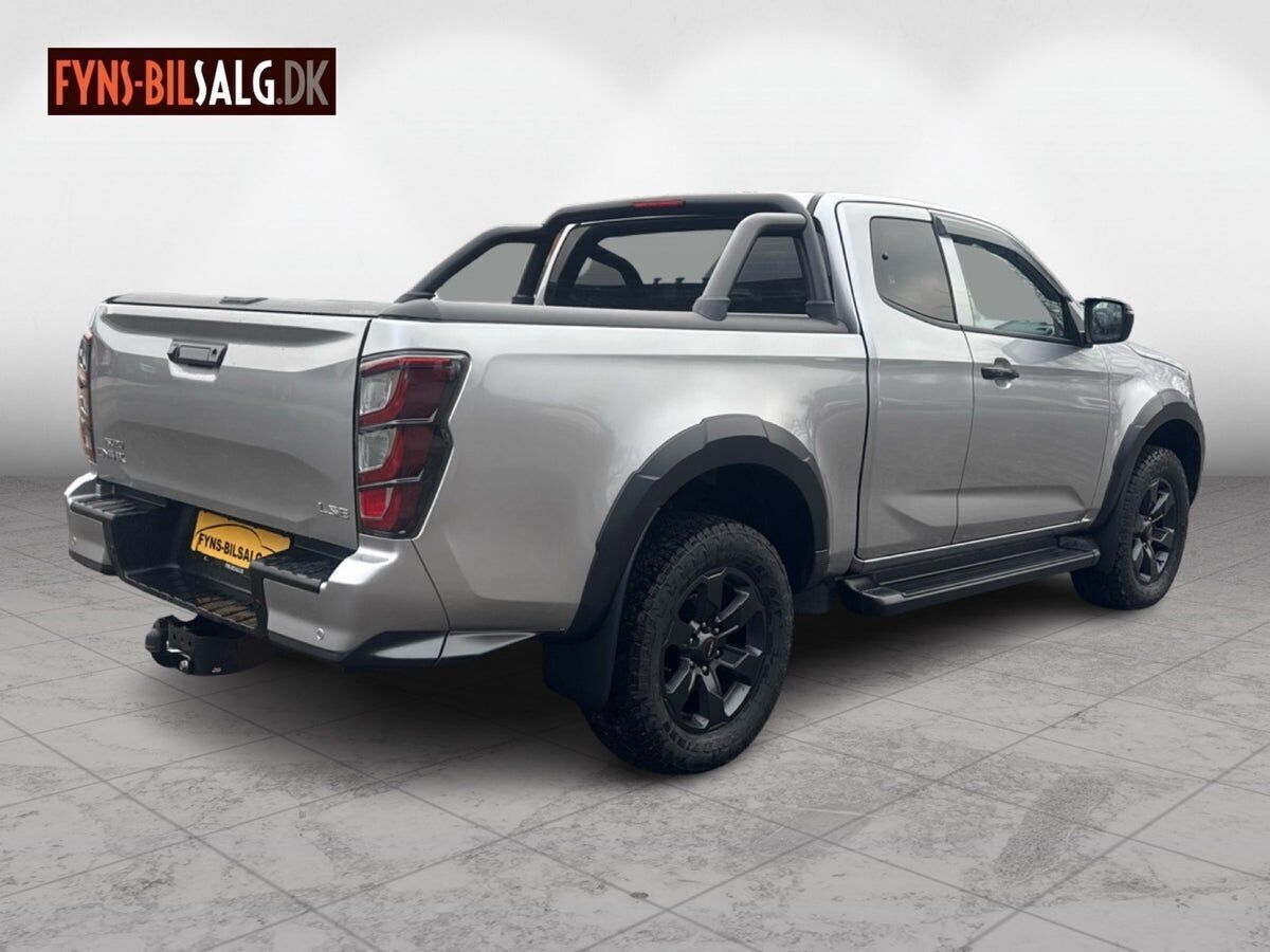 Isuzu D-Max 1,9 Extended Cab D Exclusive 3ton 4WD 163HK Pick-Up 6g Aut.