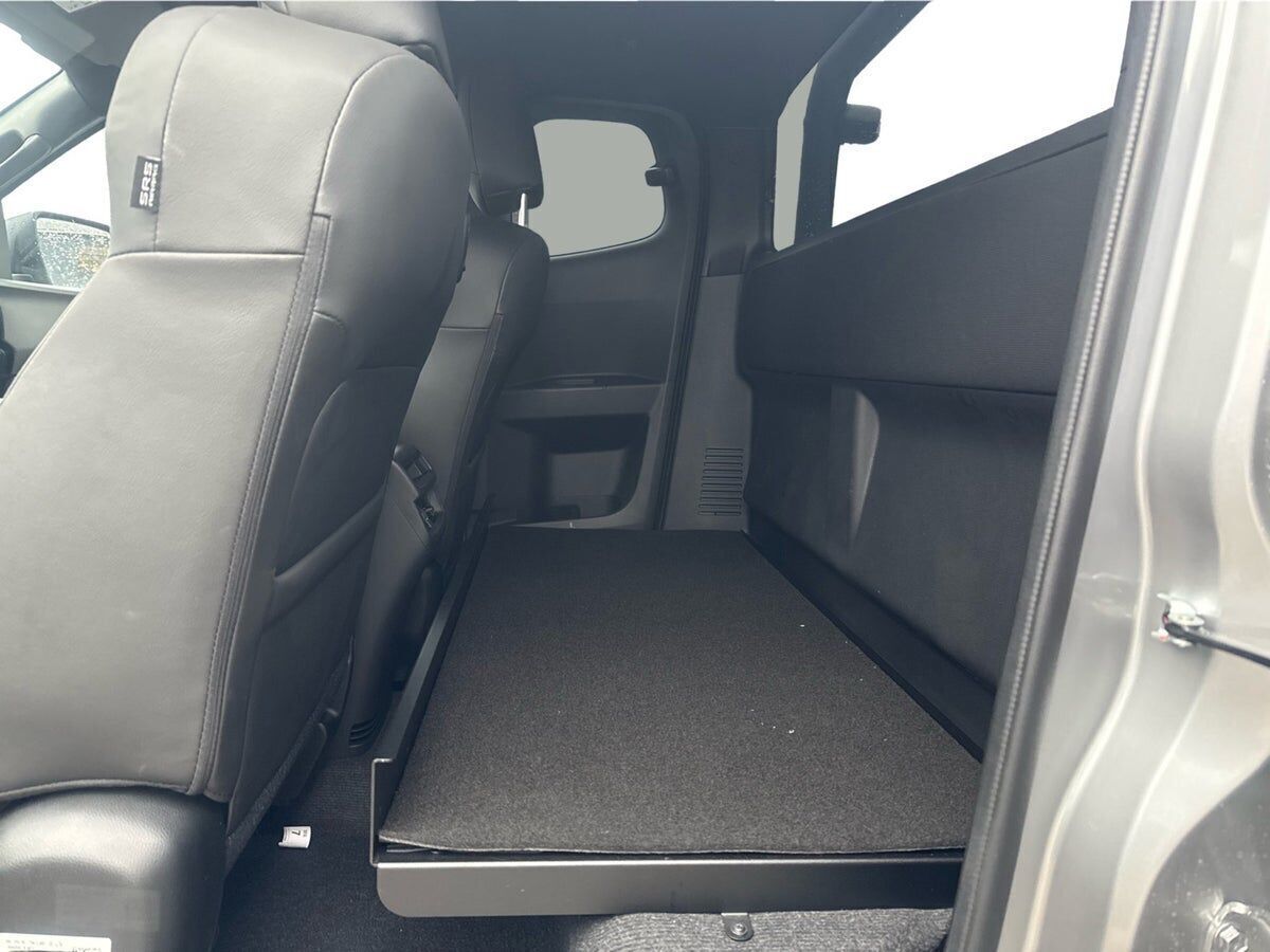 Sølv Isuzu D-Max fra 2026
