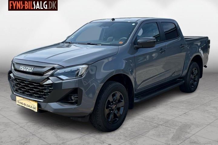 Sort Isuzu D-Max fra 2025 set udefra