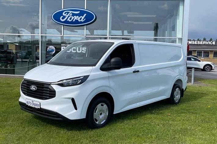 Hvid Ford Transit Custom fra 2024
