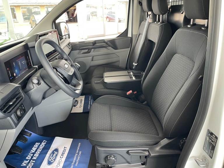 Ford Transit Custom 2,0 300 L2H1 EcoBlue Trend 136HK Van 6g