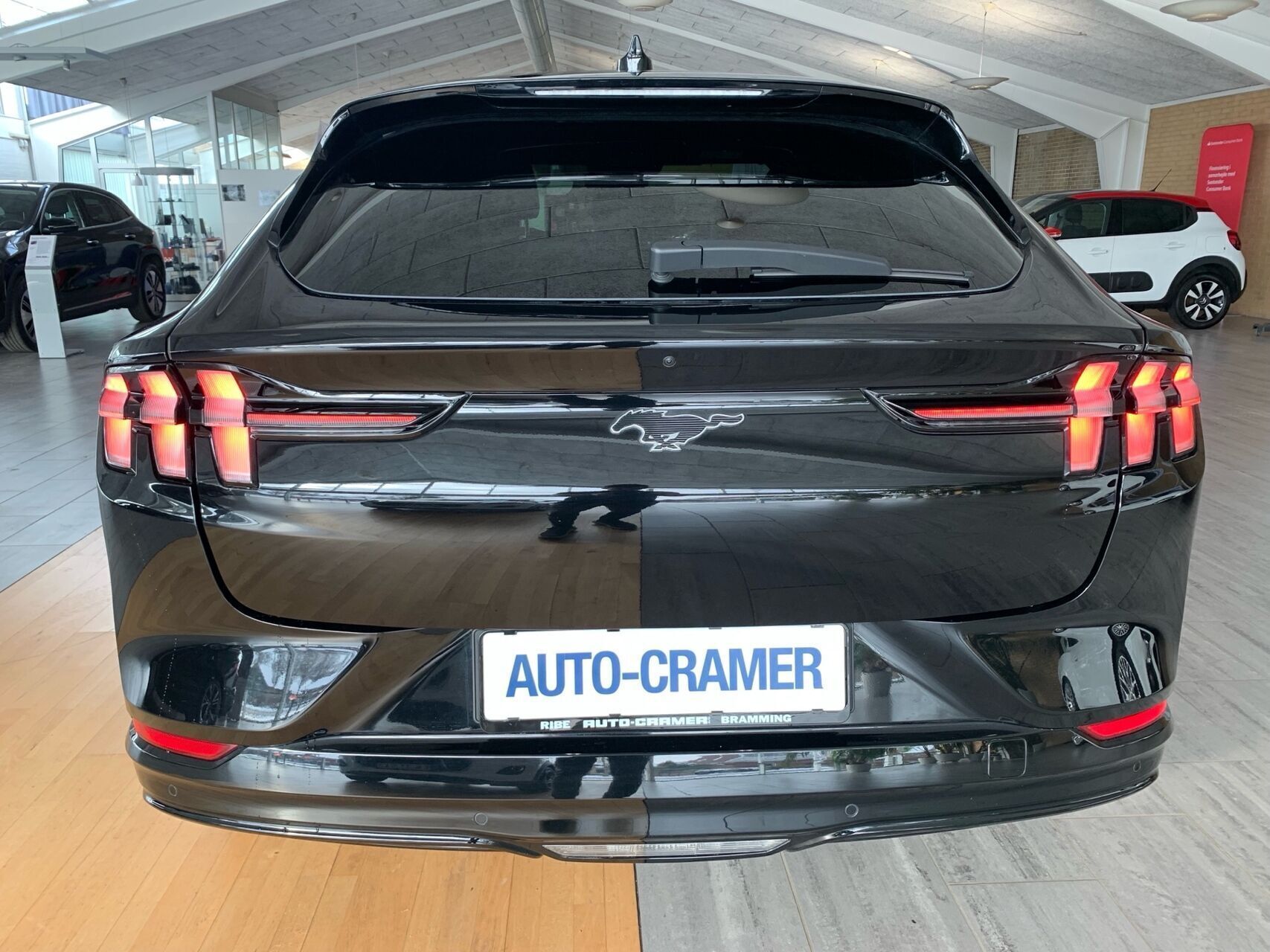 Sort Ford Mustang Mach-E fra 2024