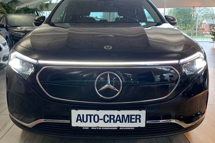 Sort Mercedes EQA 250+ fra 2023