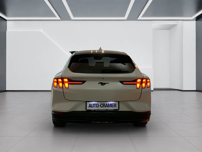 Ford Mustang Mach-E EL UR 294HK 5d Aut.