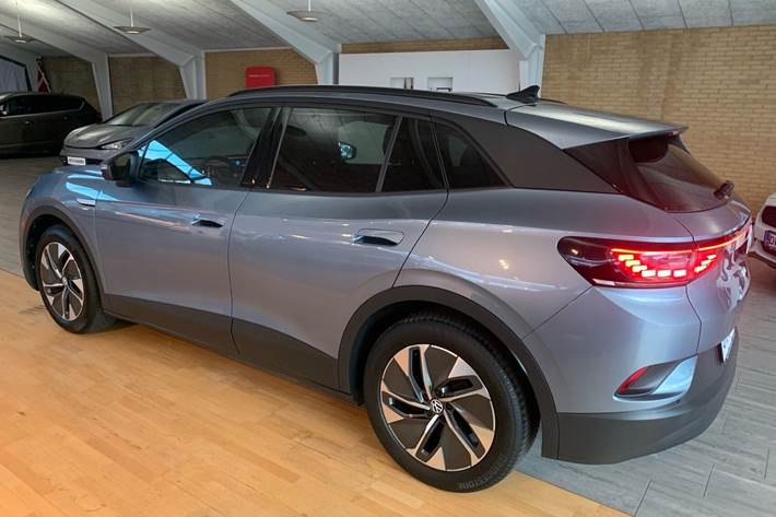 Blå VW ID.4 fra 2022