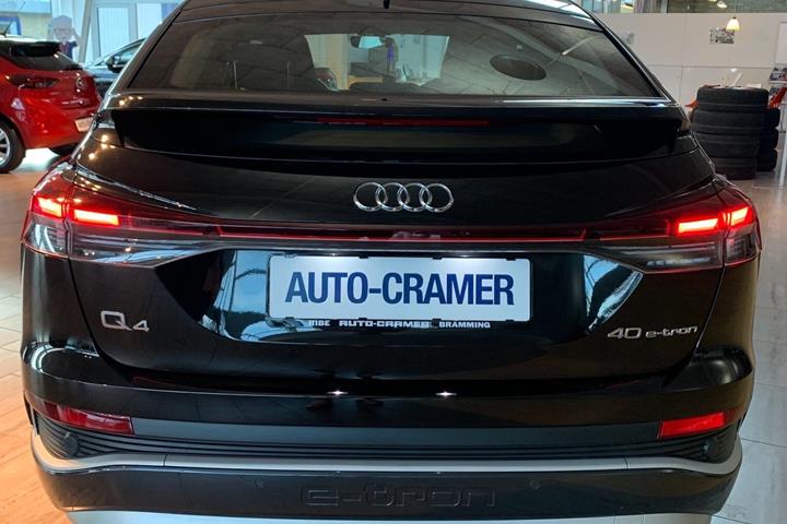 Sort Audi Q4 fra 2023