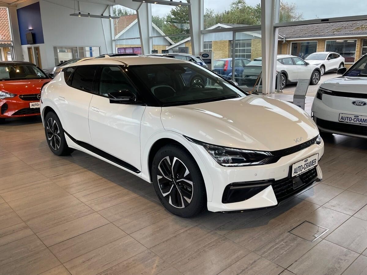 Hvid Kia EV6 fra 2024