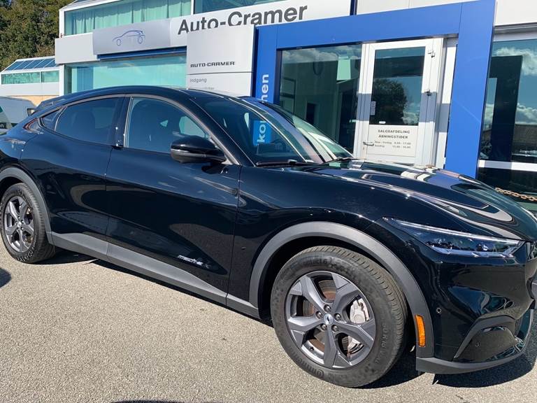 Ford Mustang Mach-E EL UR 294HK 5d Aut.