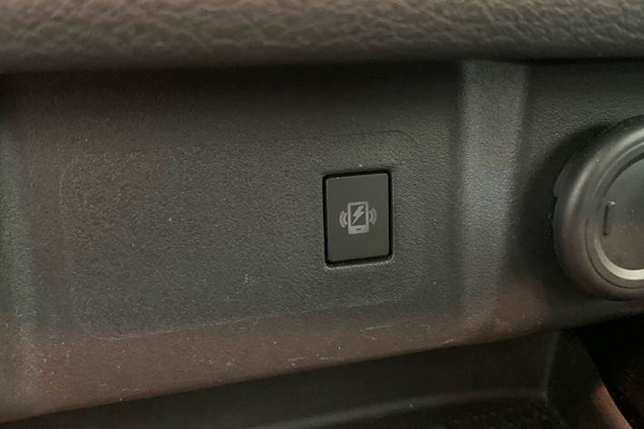 Hvid Nissan Qashqai fra 2021