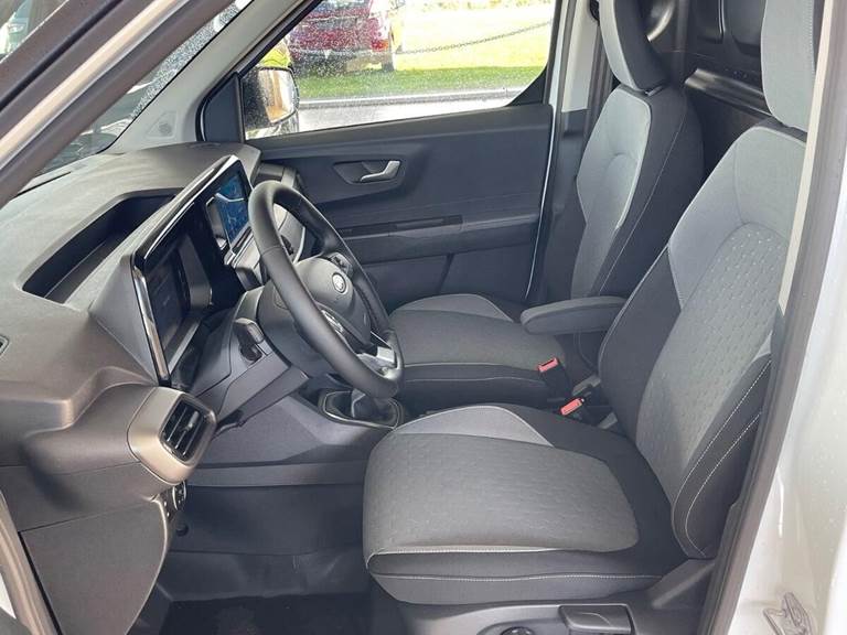 Ford Transit Courier 1,5 EcoBlue Limited 100HK Van 6g