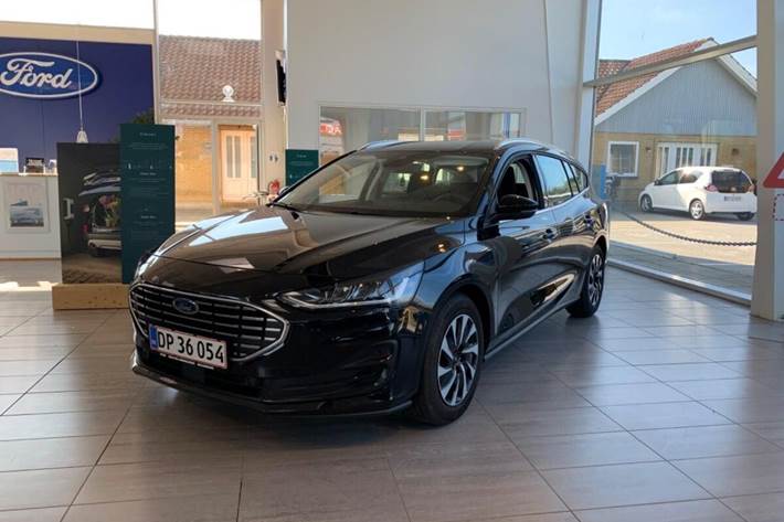 Sort Ford Focus fra 2022 set udefra