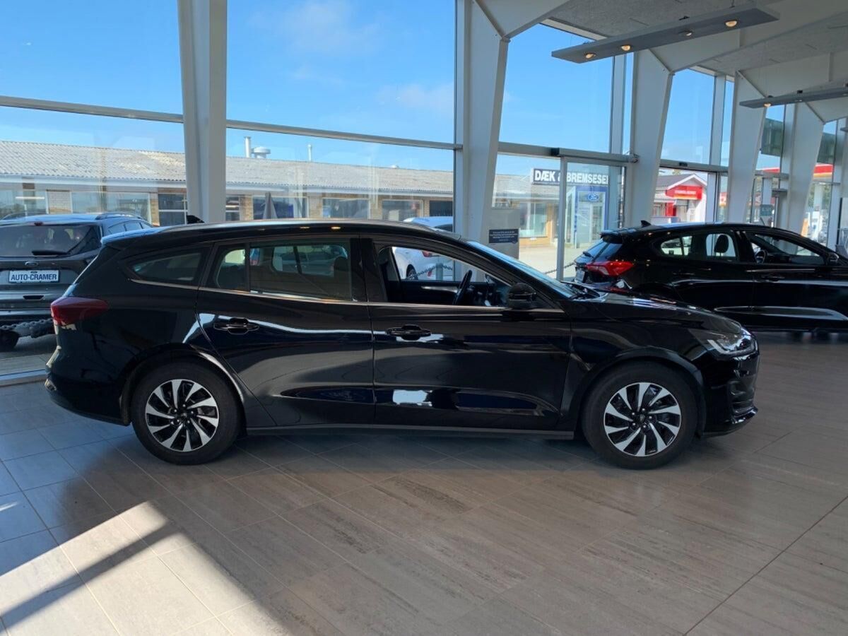 Ford Focus 1,0 EcoBoost Hybrid Titanium 155HK Stc 6g