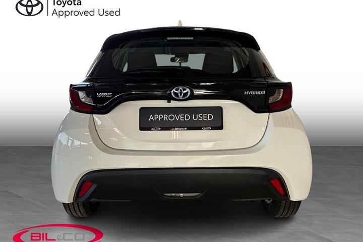 Hvid Toyota Yaris fra 2022