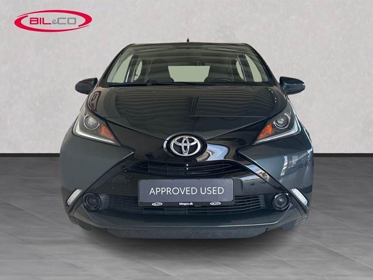 Toyota Aygo 1,0 VVT-I X-Play + X-Touch X-Shift 69HK 5d Aut.