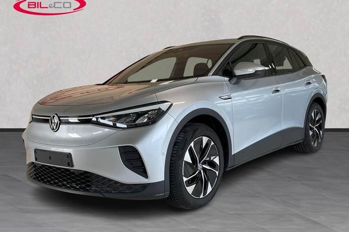Sølv VW ID.4 fra 2022 set udefra